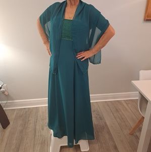 Emerald long dress with scarf, size 12